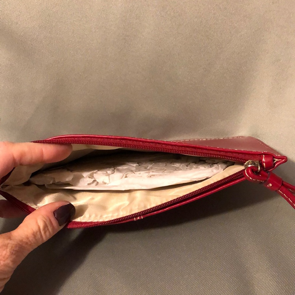 Wilson Leather wristlet - NWOT - Picture 3 of 3